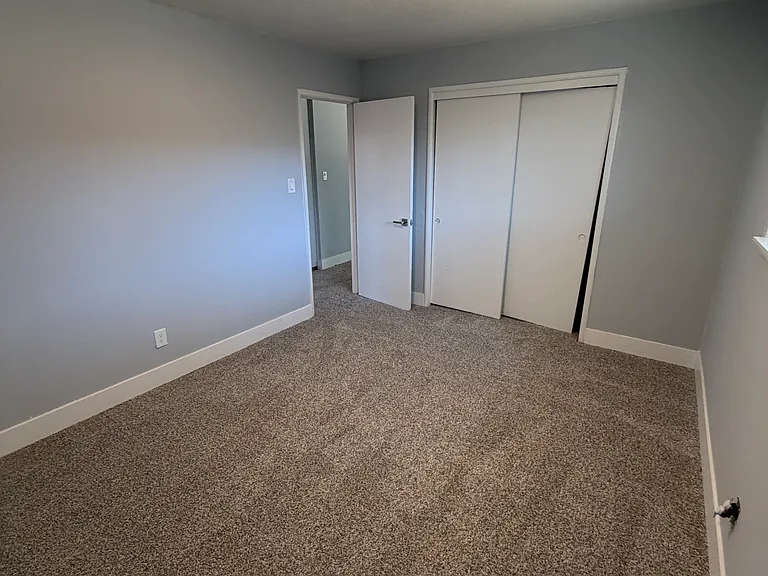 1923 Pine St #1923 — Photo 2