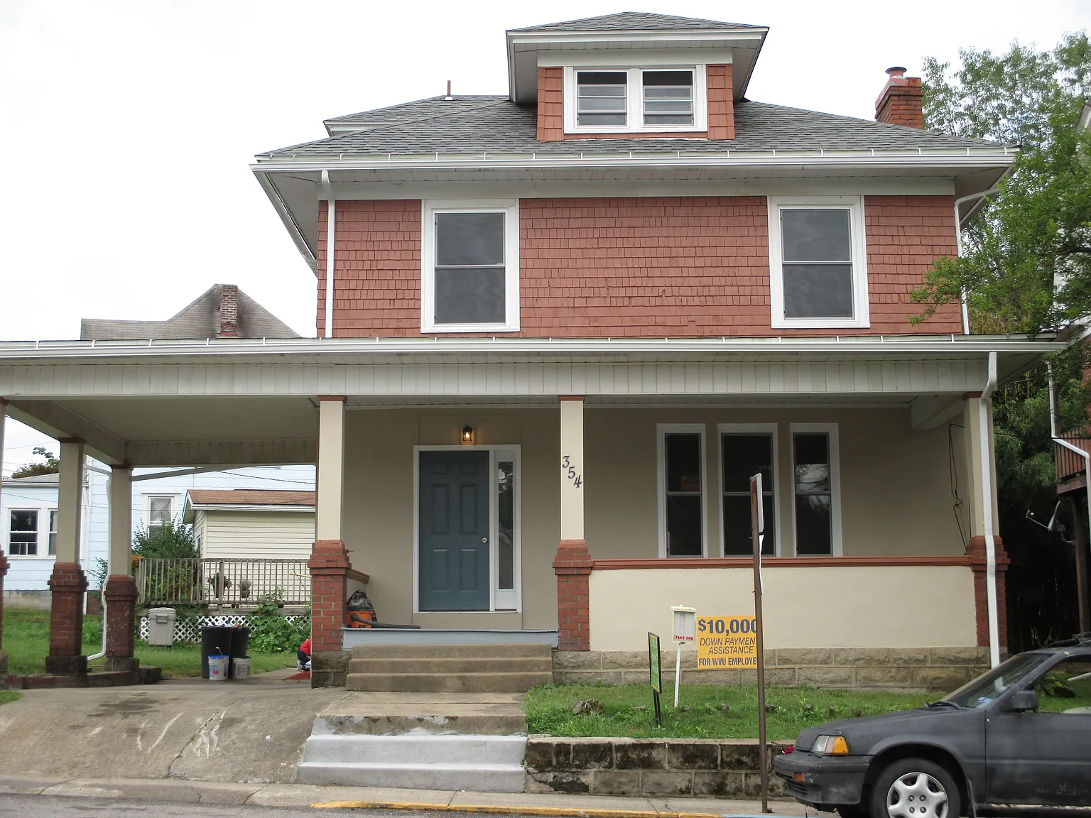 354 Overdale St photo 1