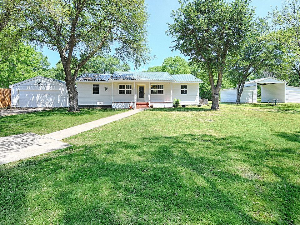 1st image of 120 Janice Ln