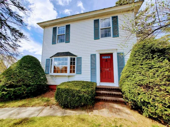 136 North Avenue, Skowhegan, ME 04976