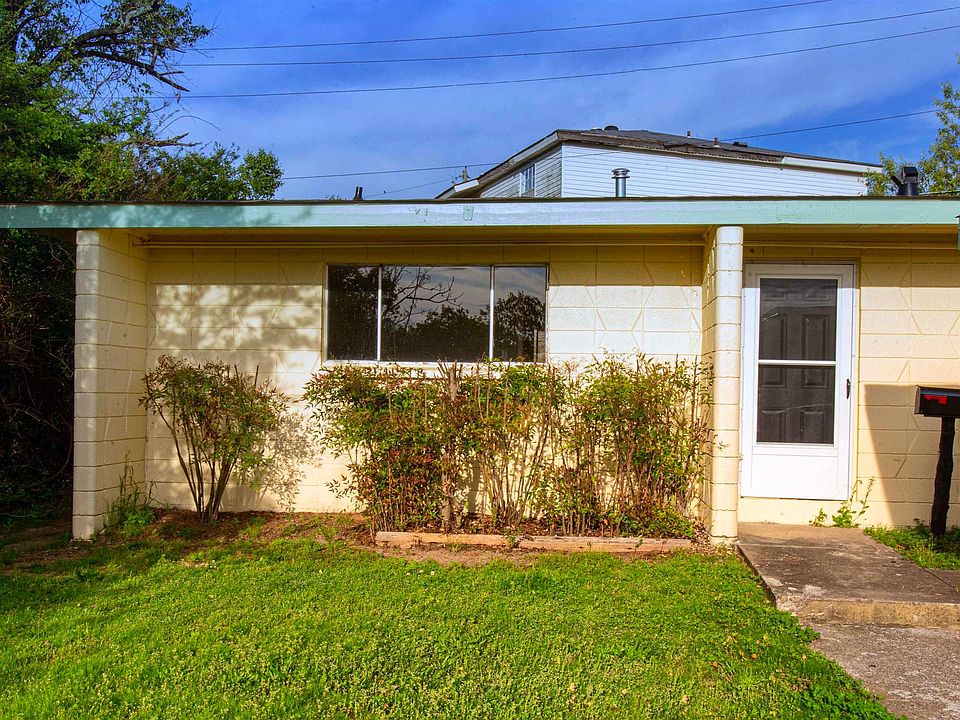 1st image of 4802 Lynn Ln