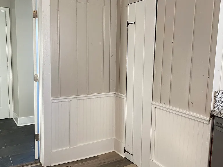 1116 N Royal Ave #2 — Photo 9