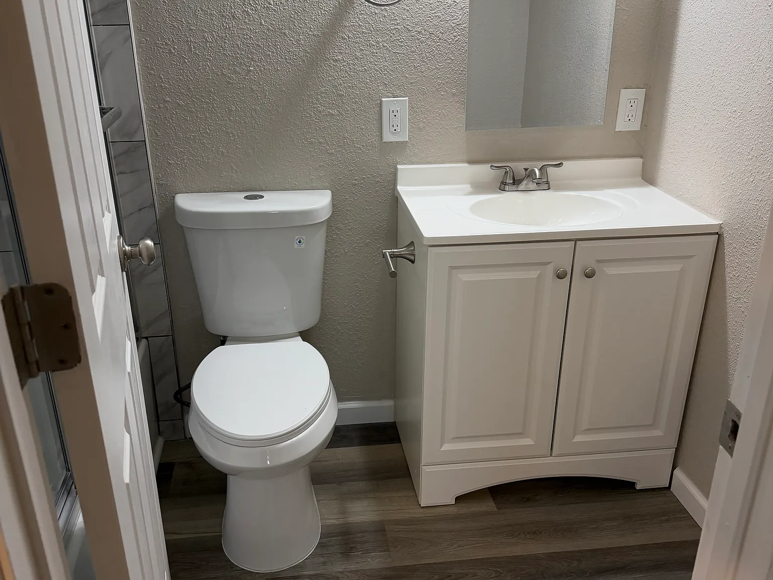 1 bed, 400 sqft, $950 — Photo 3