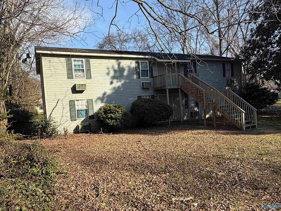 2nd image of 1612 Tower St SE