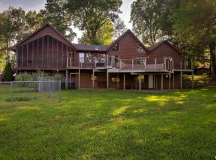 7664 Labrador Ln, Carbondale, IL 62902