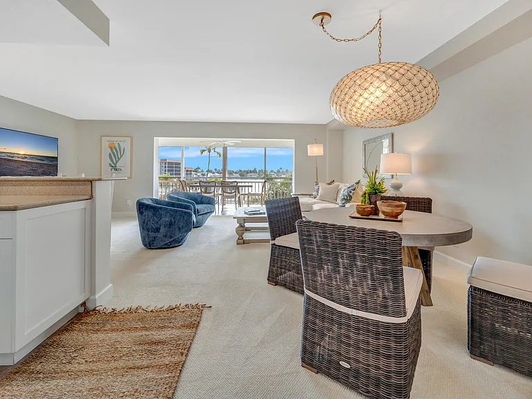 2800 Gulf Shore Blvd N #304 — Photo 14