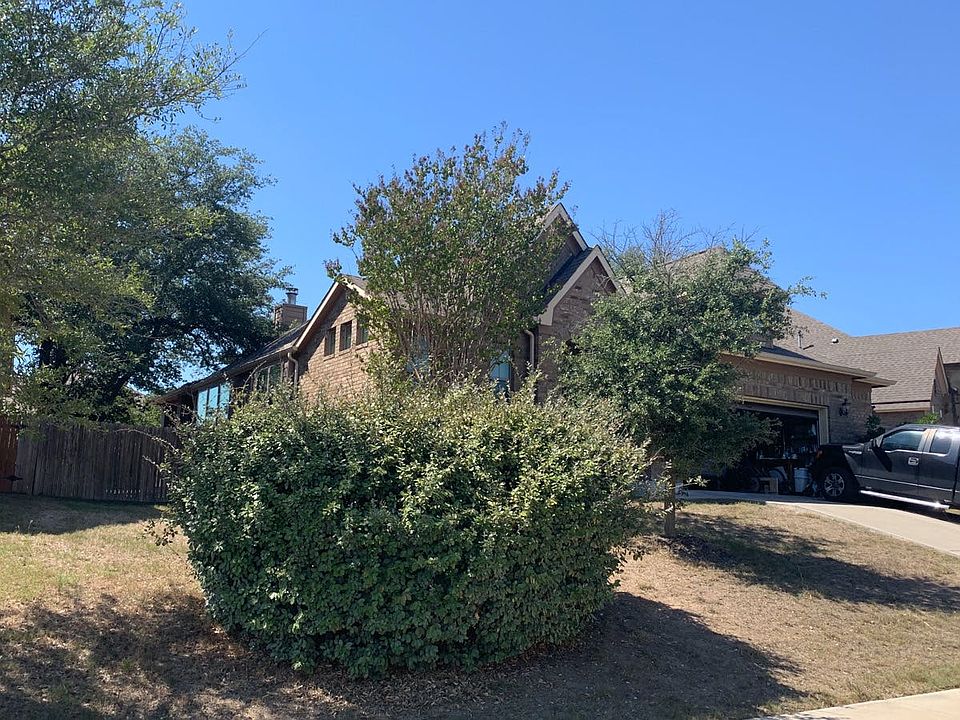 2nd image of 13606 Mesa Verde Dr