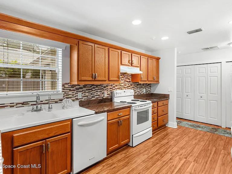 116 Rosa L Jones Dr — Photo 22
