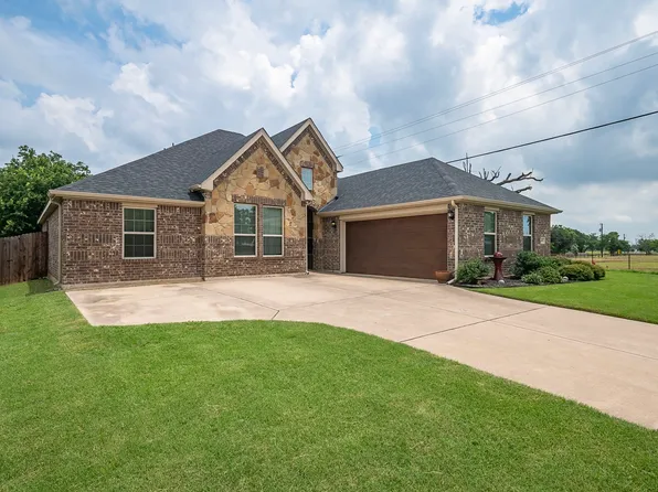 6400 Azur Meadows Dr, Joshua, TX 76058