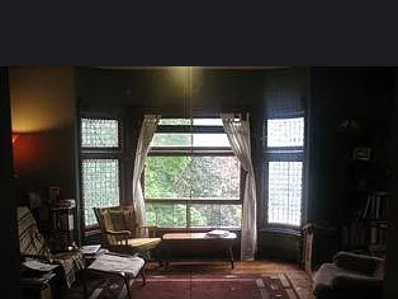 5th image of 400 Porter Ave #2F