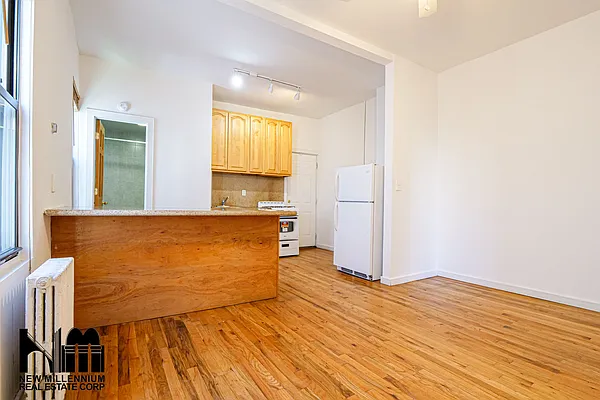 Rented by NMRE | media 21