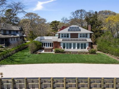 8908 Peconic Bay Boulevard, Laurel, NY, 11948