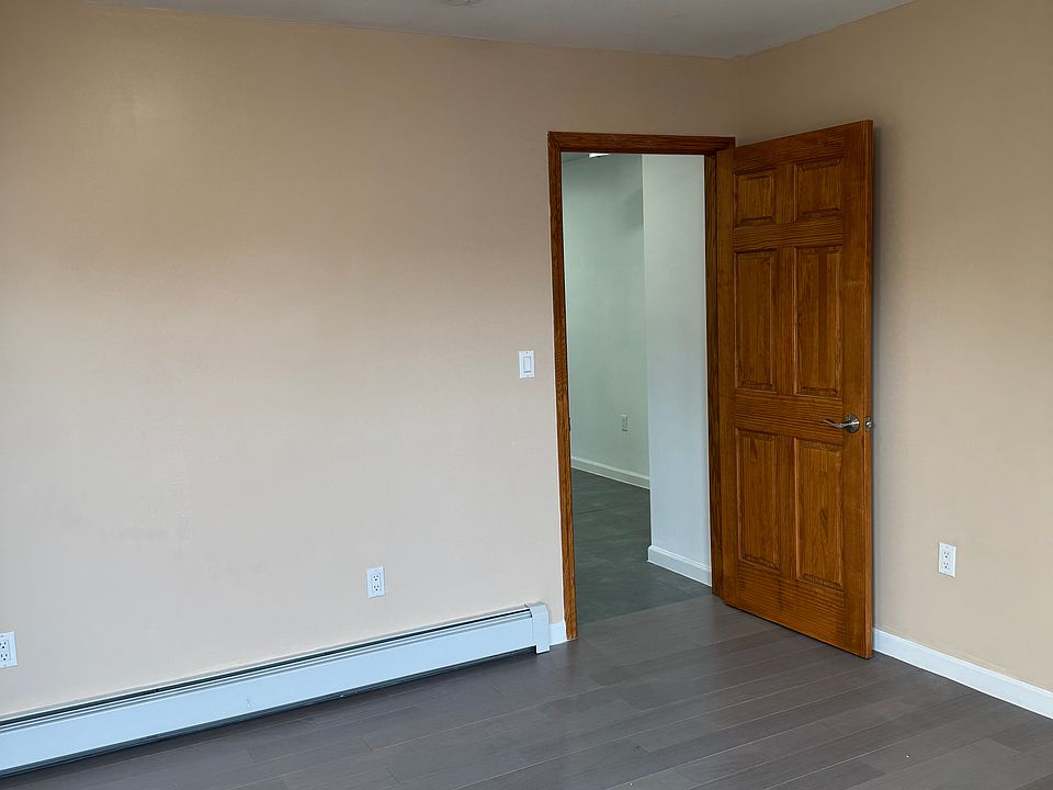 1st image of 20-24 121st St Floor 2