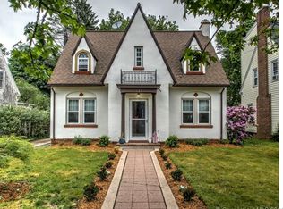 123 Woodlawn St, Hamden, CT 06517