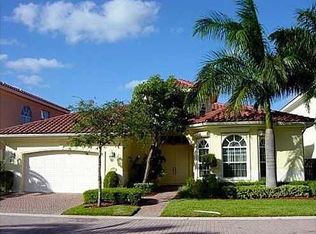 907 Captiva Dr, Hollywood, FL 33019