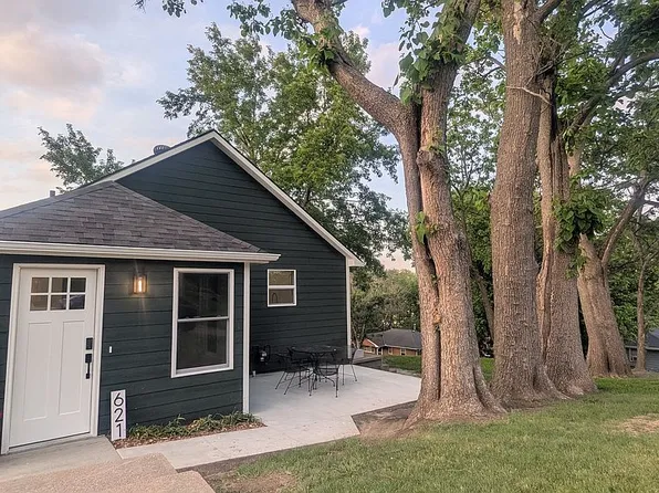621 Main St, Louisville, NE 68037