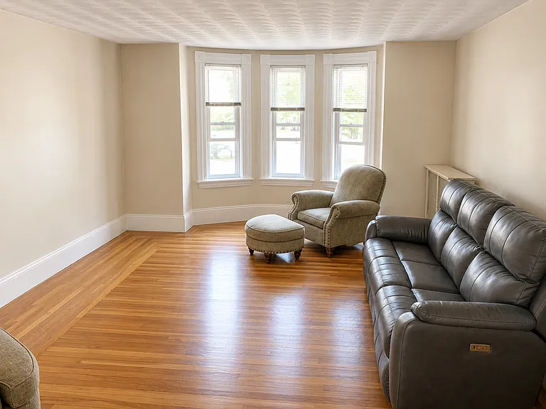 254 Harvard St #1 — Photo 4