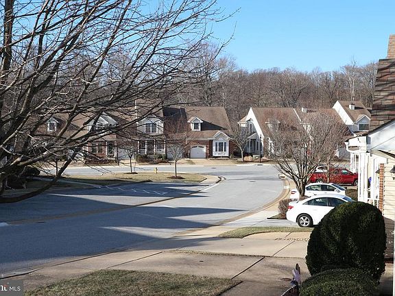 2nd image of 323 Regis Falls Ave