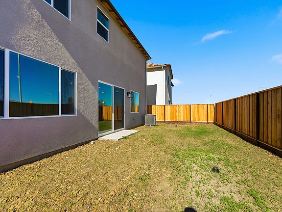 107 Dogwood Court