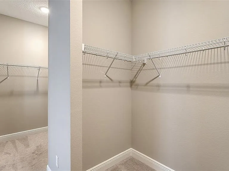 16905 Sweetwater Village Dr — Photo 28