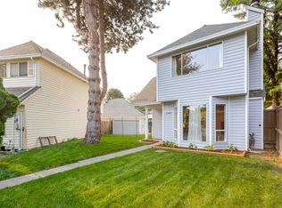 12842 72b Ave, Surrey, BC V3W9B9