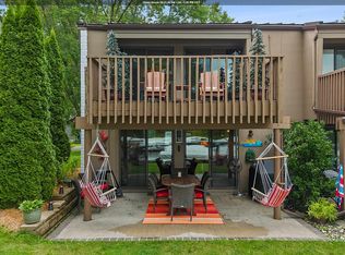 2700 N Shore Dr #F-19, Clear Lake, IA 50428