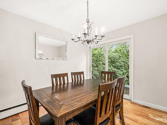 5th image of 1108 Edwards Ave