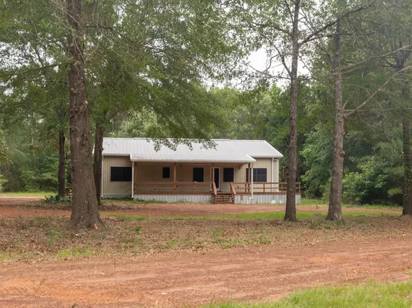 2052 County Road 114, Centerville, TX 75833