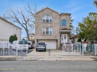 165 S Clinton St, East Orange, NJ