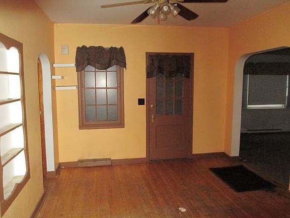 4th image of 616 N Stevens St #N