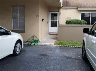 252 Windmeadows St #252, Altamonte Springs, FL 32701