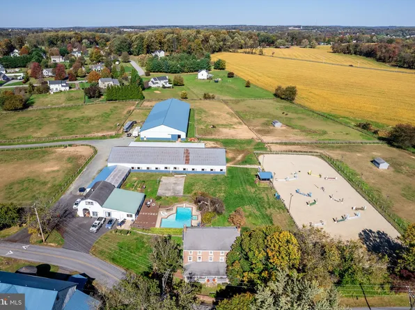 845 Waterway Rd, Oxford, PA 19363