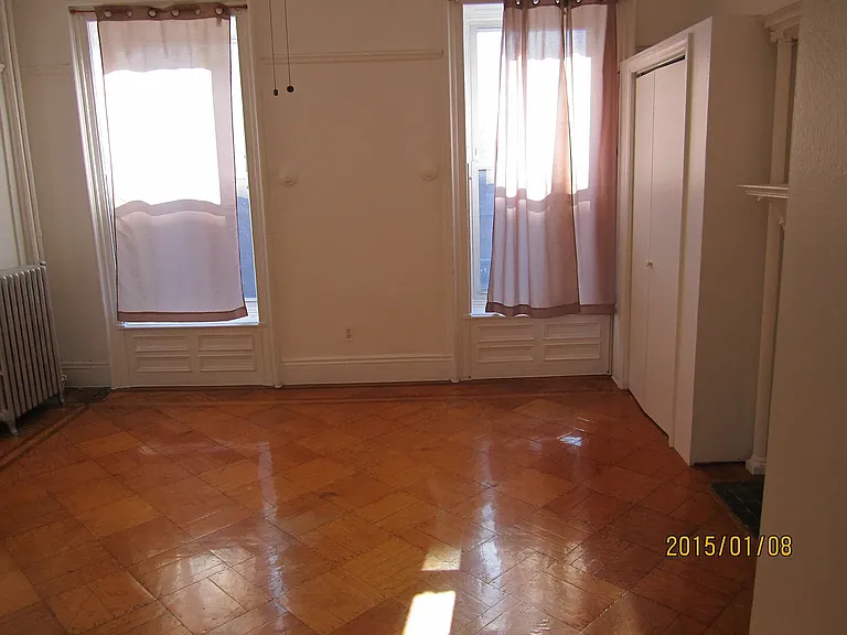 41 Brevoort Pl #2 — Photo 5