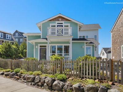 2309 SW Driftwood Ln, Lincoln City, OR, 97367