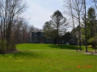 5805 Shoeman Rd, Haslett, MI 48840