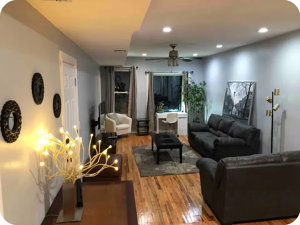 1747 N Central Park Ave #2