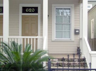 620 1st St, New Orleans, LA 70130