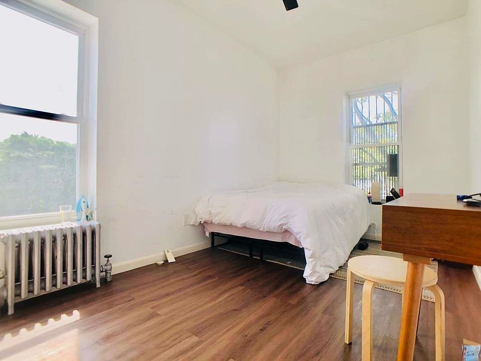 1st image of 440 Prospect Ave APT 4R