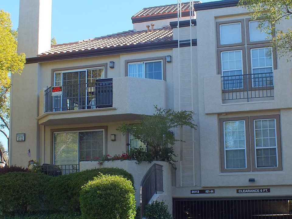2nd image of 24113 W Del Monte Dr #44