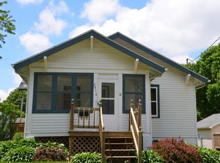 2916 48th St, Des Moines, IA 50310