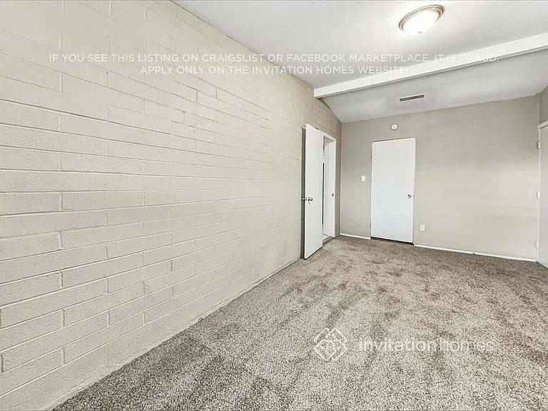 449 S Stewart — Photo 10