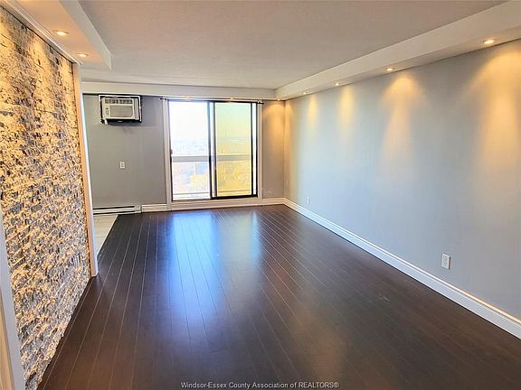 3rd image of 150 Park St W #2613