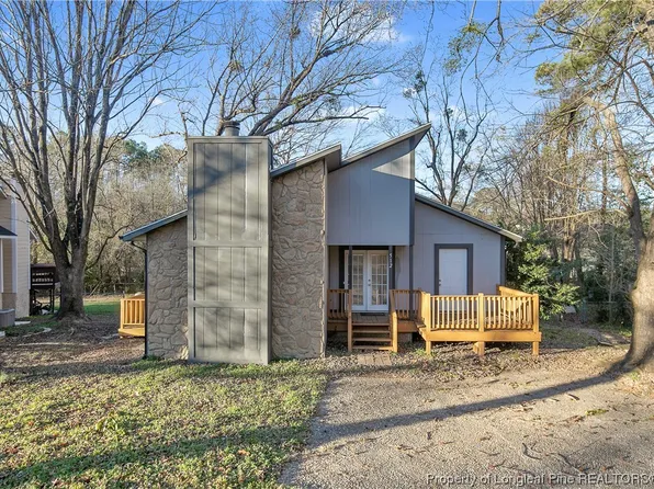 512 N Singletary Pl, Fayetteville, NC 28314