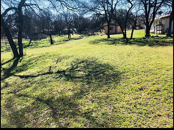 4th image of 2210 Valley West Ln