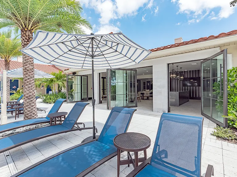 Cortland Portofino Place — Photo 44