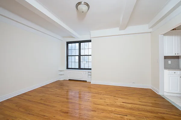 Rented by Balen Real Estate, LLC | media 2