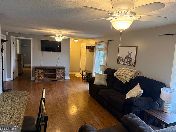 4th image of 141 Evergreen Church Rd