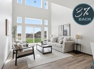 2317 E Jetty Pl, Sioux Falls, SD 57108