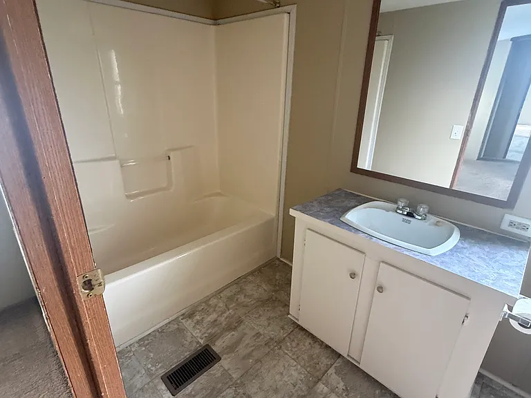 365 Huffmantown Rd — Photo 7