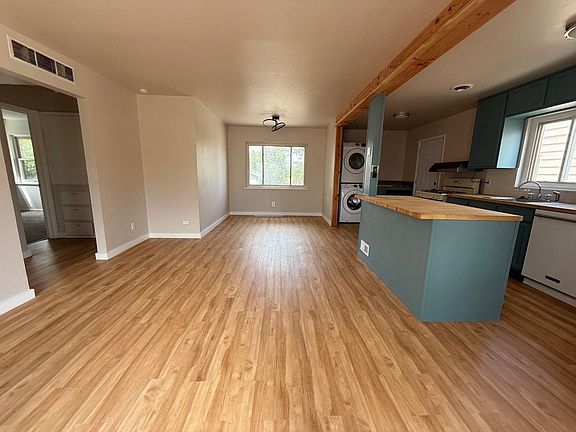 5th image of 1745 W Virginia Ave